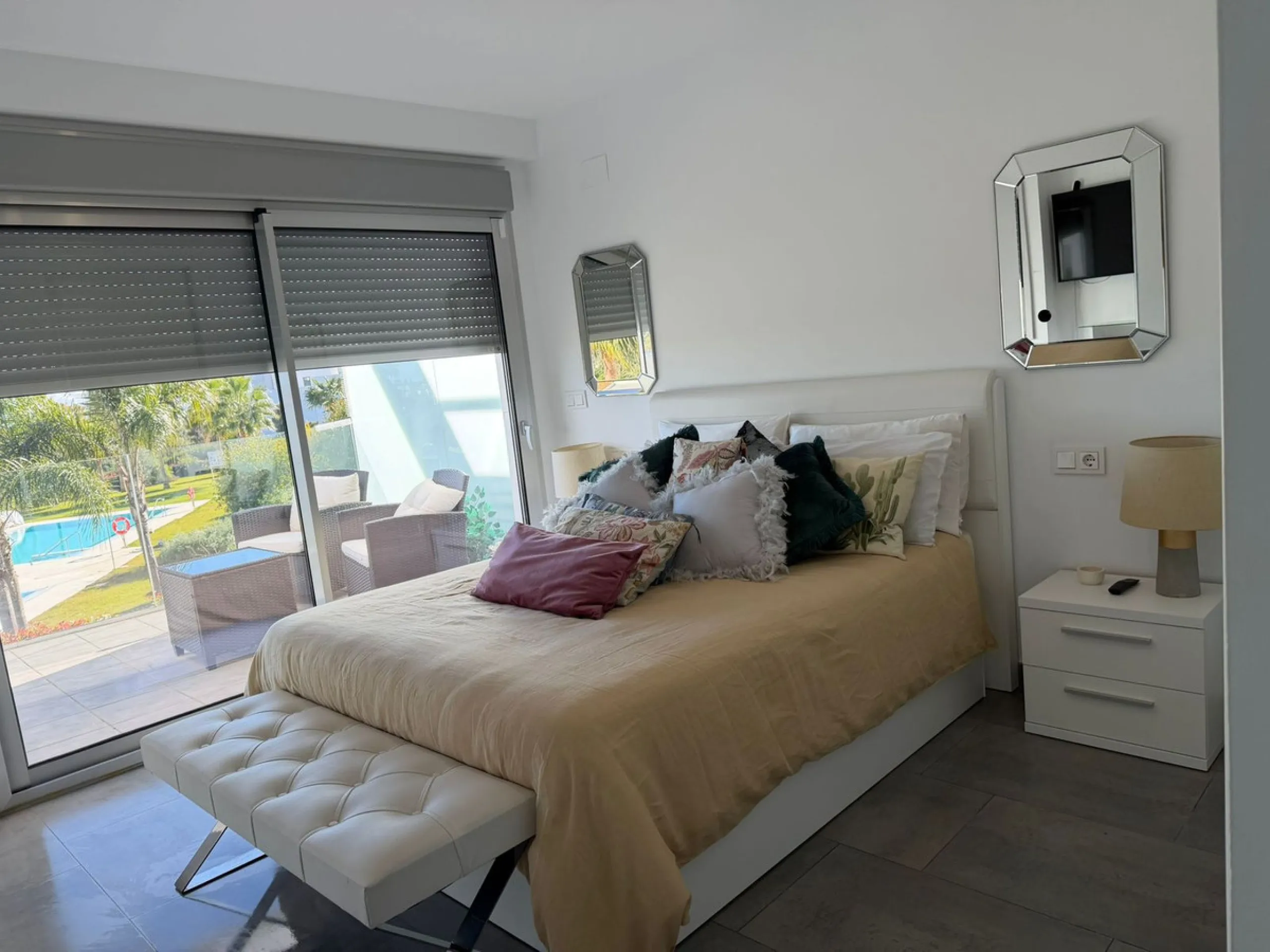 Would you like to live in a place surrounded by amenities, with beautiful views and without worrying about anything because you will always be taken care of?