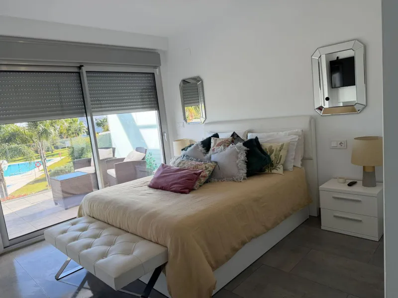 Would you like to live in a place surrounded by amenities, with beautiful views and without worrying about anything because you will always be taken care of?