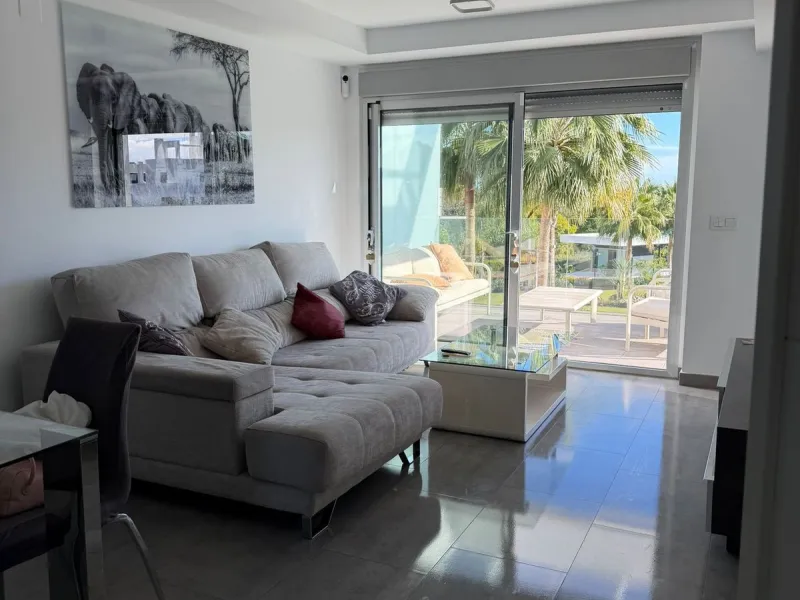 Would you like to live in a place surrounded by amenities, with beautiful views and without worrying about anything because you will always be taken care of?