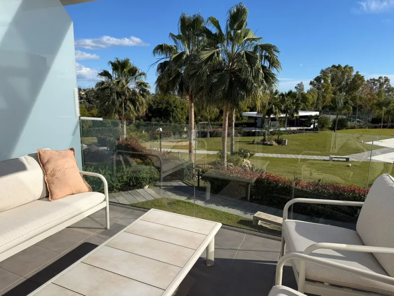 Would you like to live in a place surrounded by amenities, with beautiful views and without worrying about anything because you will always be taken care of?