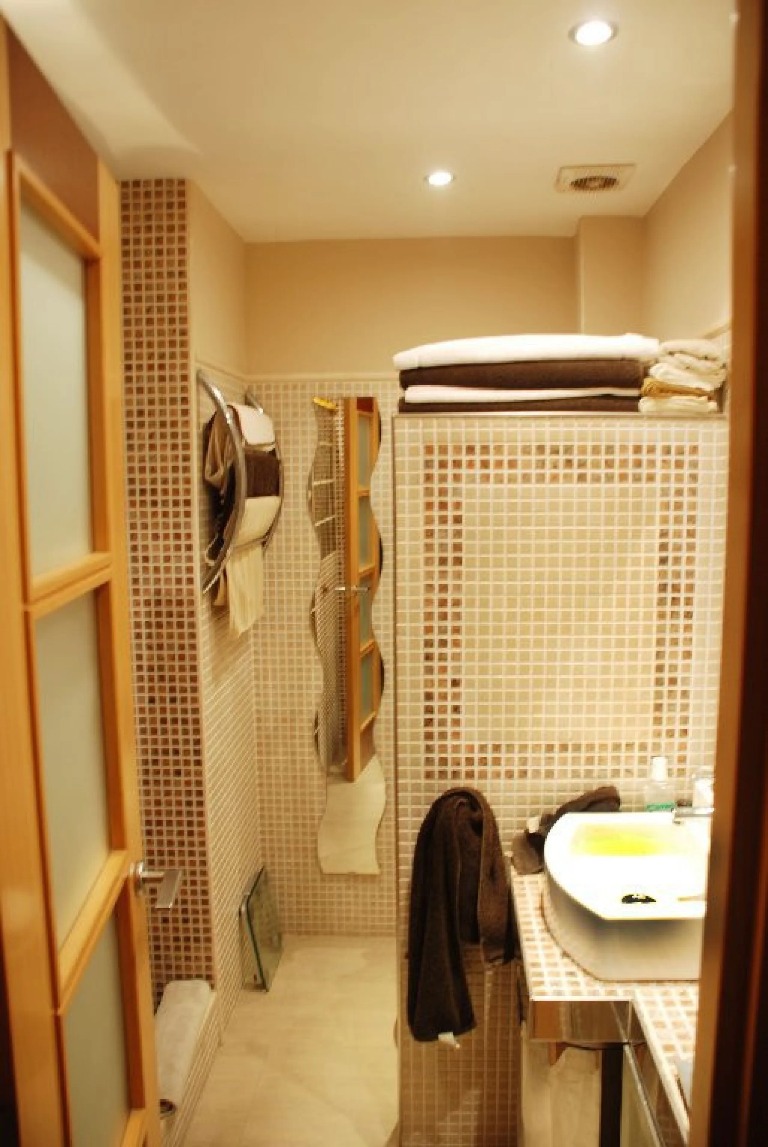 Middle Floor Apartment, Estepona, Costa del Sol.