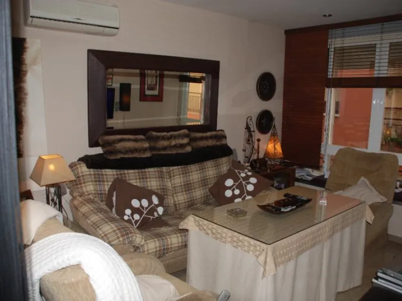 Middle Floor Apartment, Estepona, Costa del Sol.