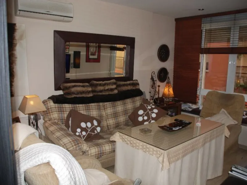 Middle Floor Apartment, Estepona, Costa del Sol.