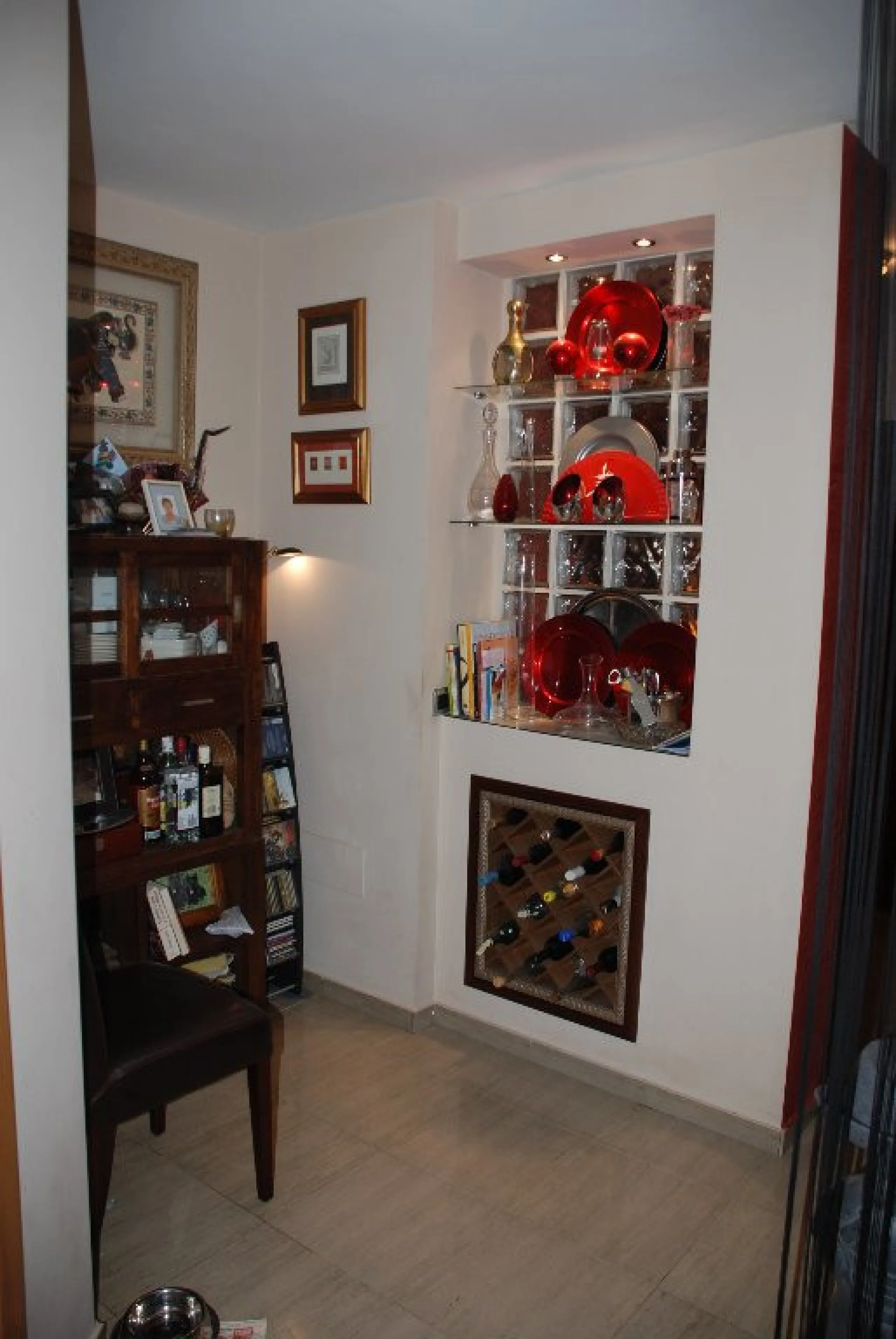 Middle Floor Apartment, Estepona, Costa del Sol.