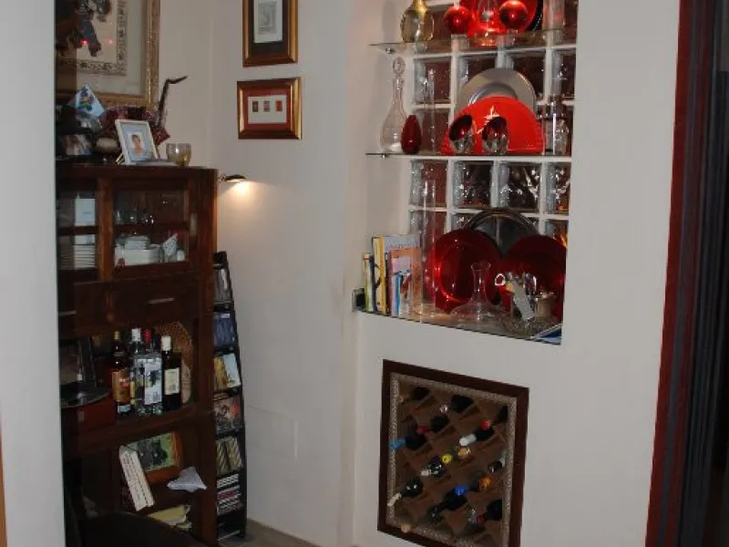 Middle Floor Apartment, Estepona, Costa del Sol.