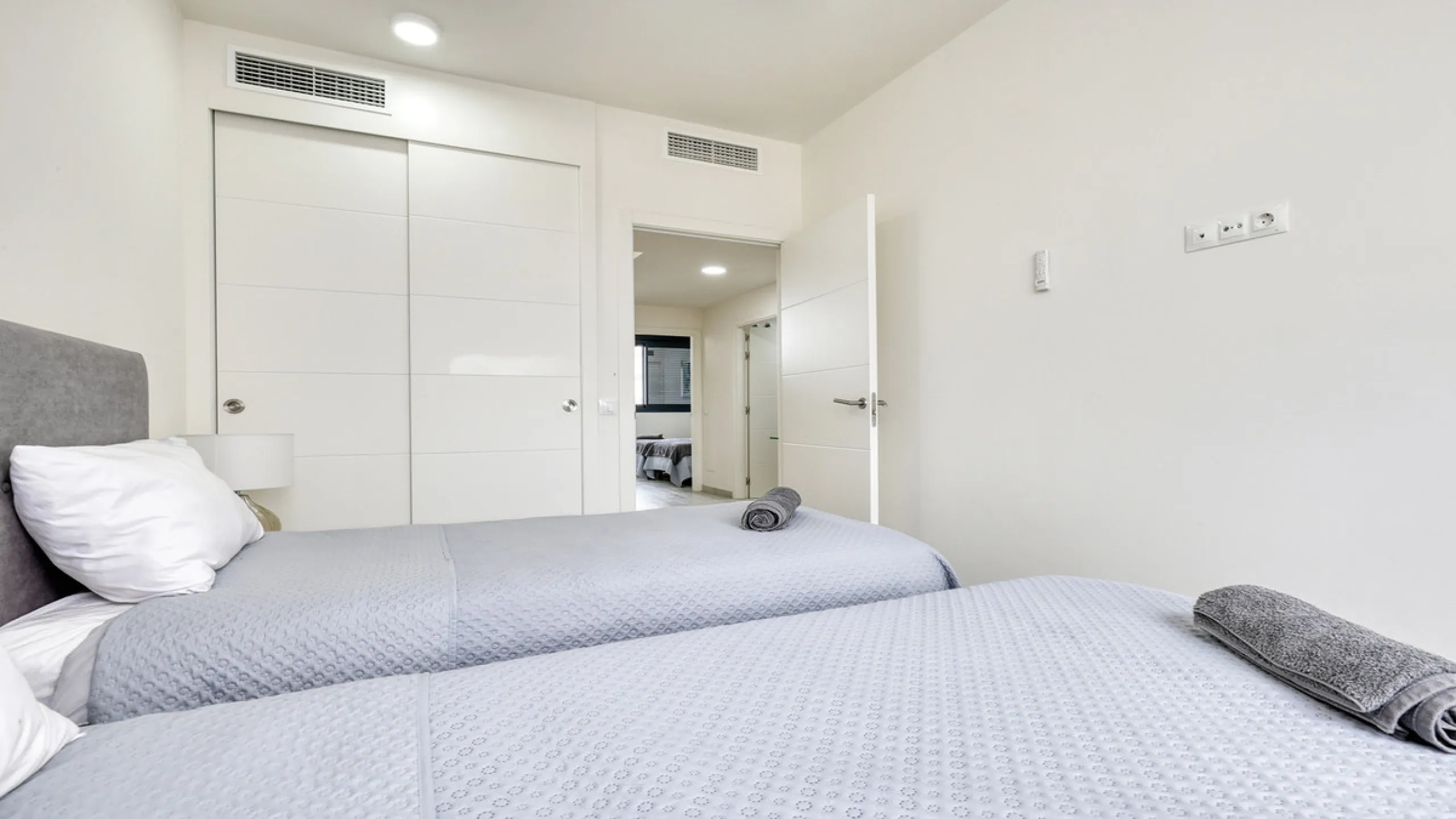 This stylish three bedroom townhouse is set within the popular Golden View I development, an elevated residential community known for its open sea views that stretch all the way to Gibraltar and the coast of Morocco. Thanks to its southwest facing orienta