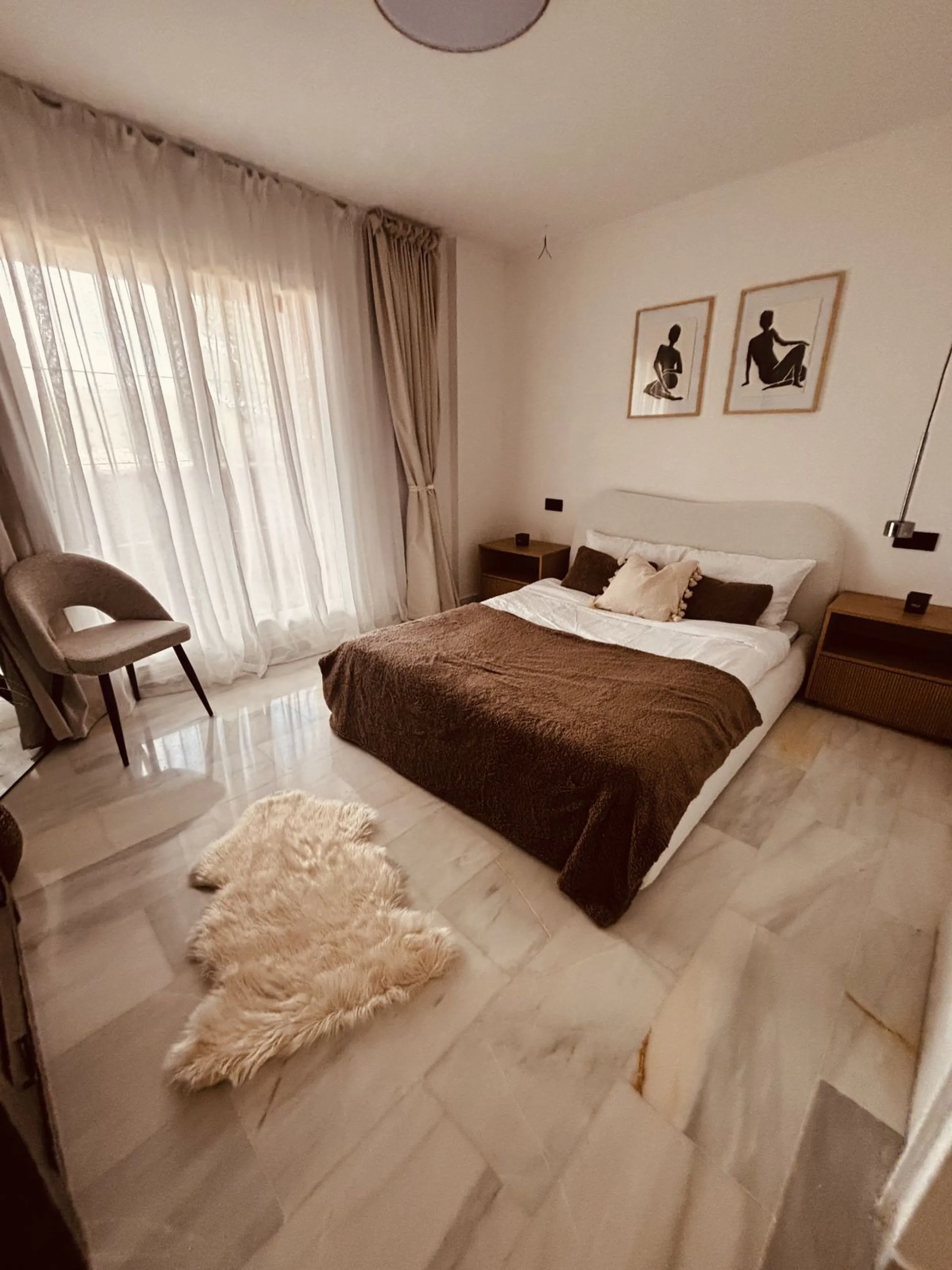 Stunning Renovated Apartment with Sea and Pool Views – Calahonda