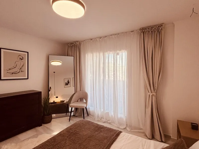 Stunning Renovated Apartment with Sea and Pool Views – Calahonda