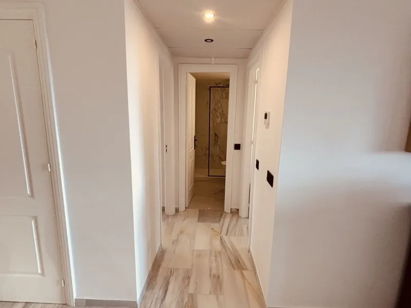 Stunning Renovated Apartment with Sea and Pool Views – Calahonda