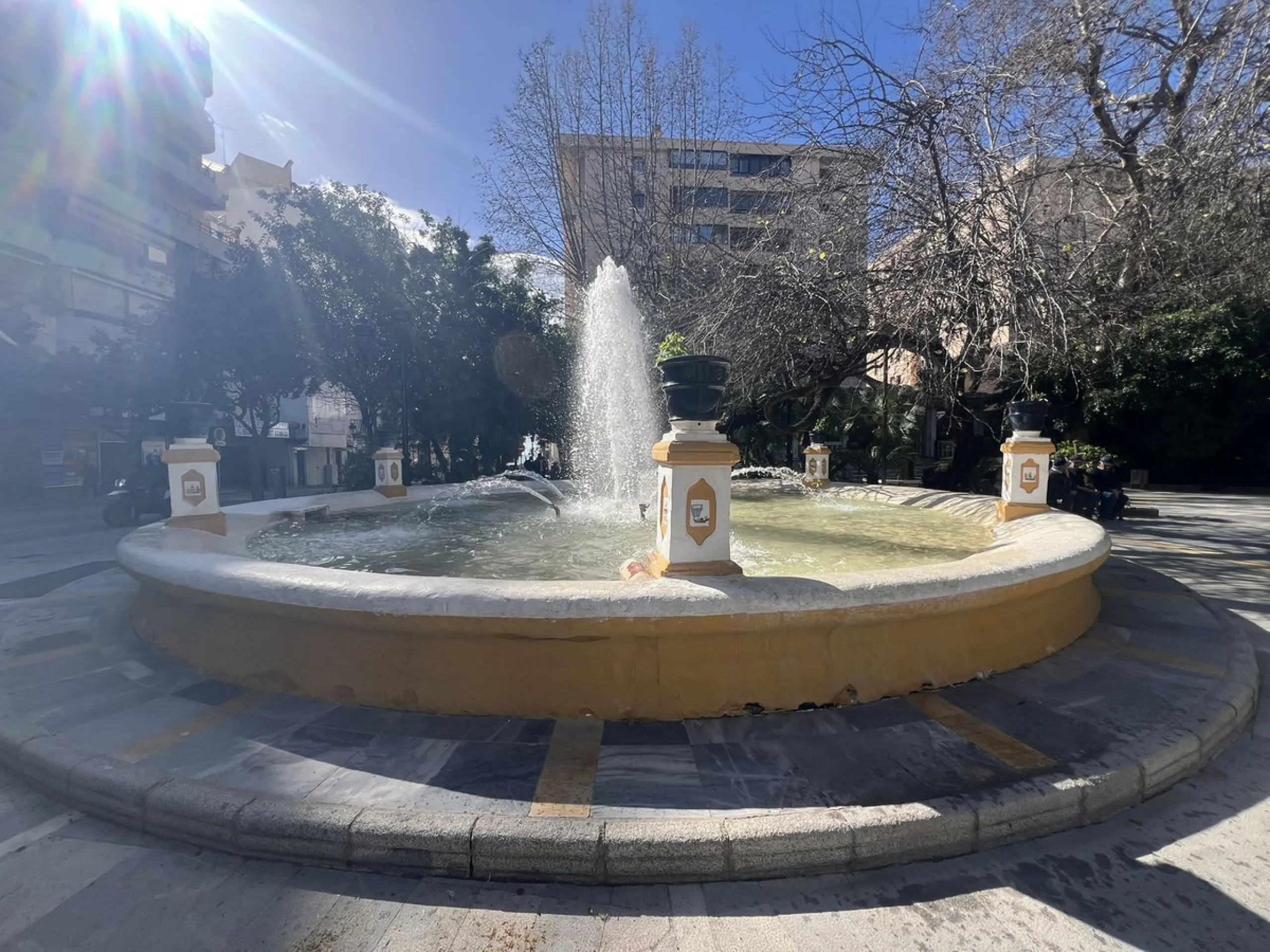 Apartment - Middle Floor Apartment в продаже в Marbella, Málaga. В доме 2 спален и 1 ванных комнат. Площадь дома 110 м²
