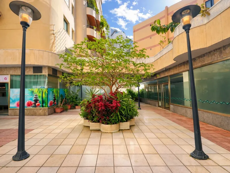 Apartment - Middle Floor Apartment в продаже в Marbella, Málaga. В доме 2 спален и 1 ванных комнат. Площадь дома 110 м²