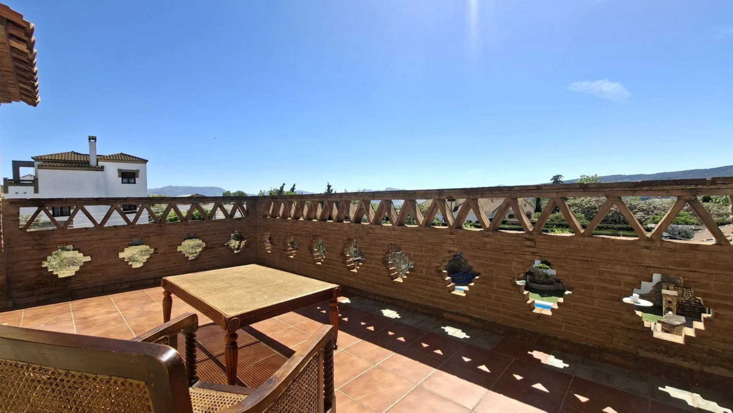 Detached Andalusian Villa with Private Pool and Traditional Charm