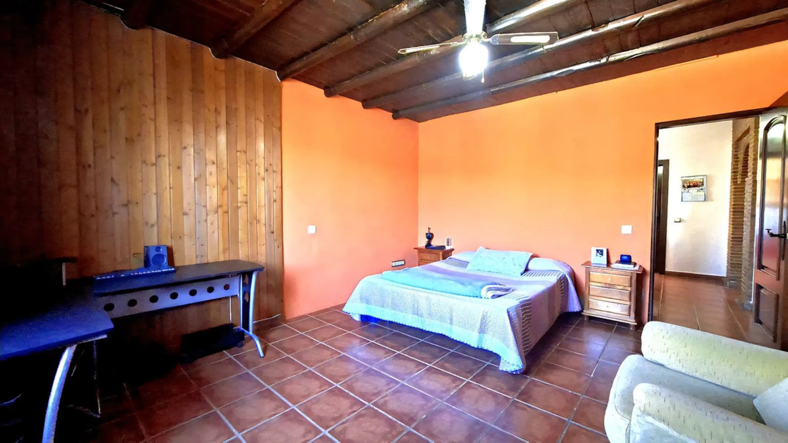 Detached Andalusian Villa with Private Pool and Traditional Charm