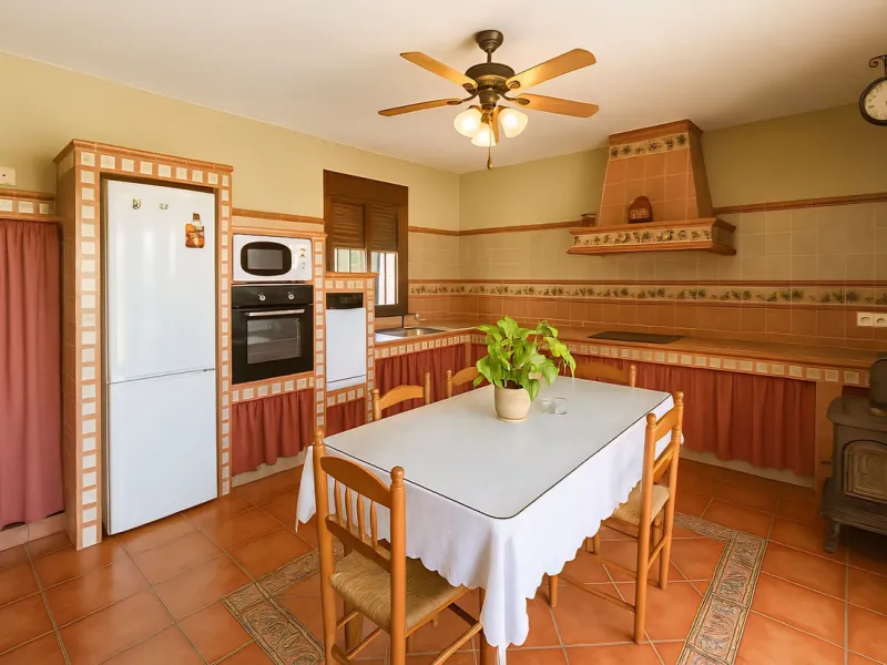 Detached Andalusian Villa with Private Pool and Traditional Charm