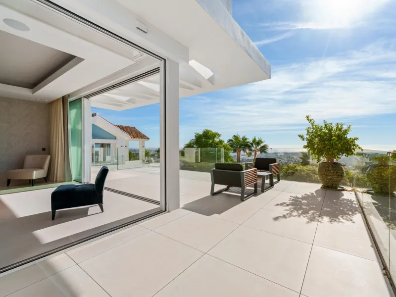 House - Detached Villa в продаже в Benahavís, Málaga. В доме 9 спален и 9 ванных комнат. Площадь дома 1177 м². Площадь участка 7881 м²