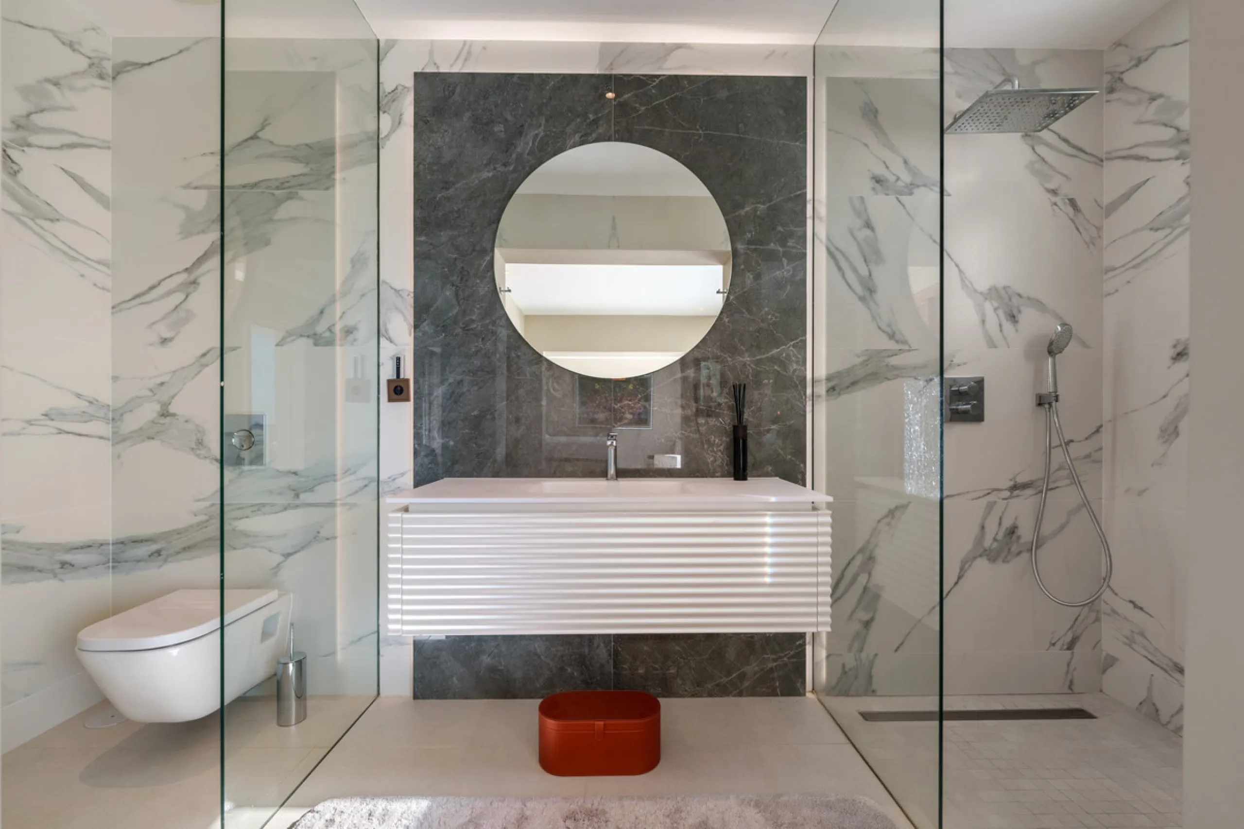 House - Detached Villa в продаже в Benahavís, Málaga. В доме 9 спален и 9 ванных комнат. Площадь дома 1177 м². Площадь участка 7881 м²