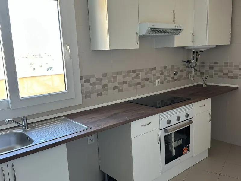 Penthouse with large terrace, open views and 2 parking spaces