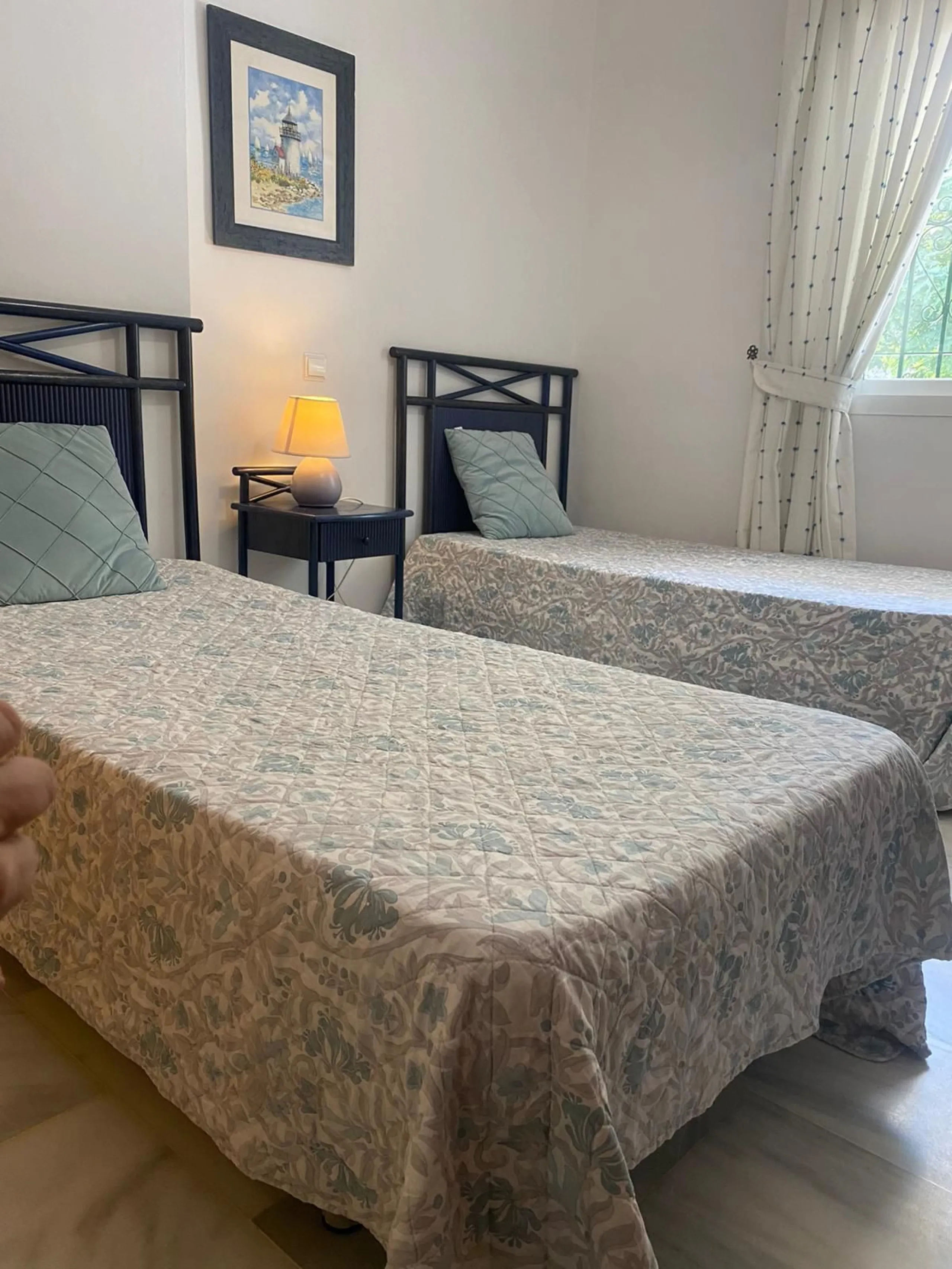 2-bedroom apartment with covered terrace and parking in Hacienda Miraflores, Riviera del Sol (Mijas)