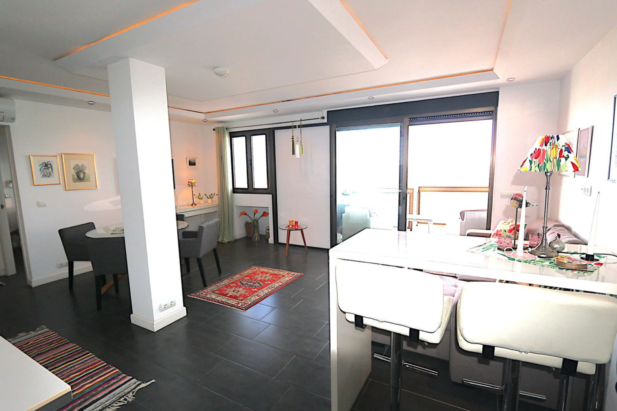Apartment - Middle Floor Apartment в продаже в Fuengirola, Málaga. В доме 3 спален и 2 ванных комнат. Площадь дома 90 м²