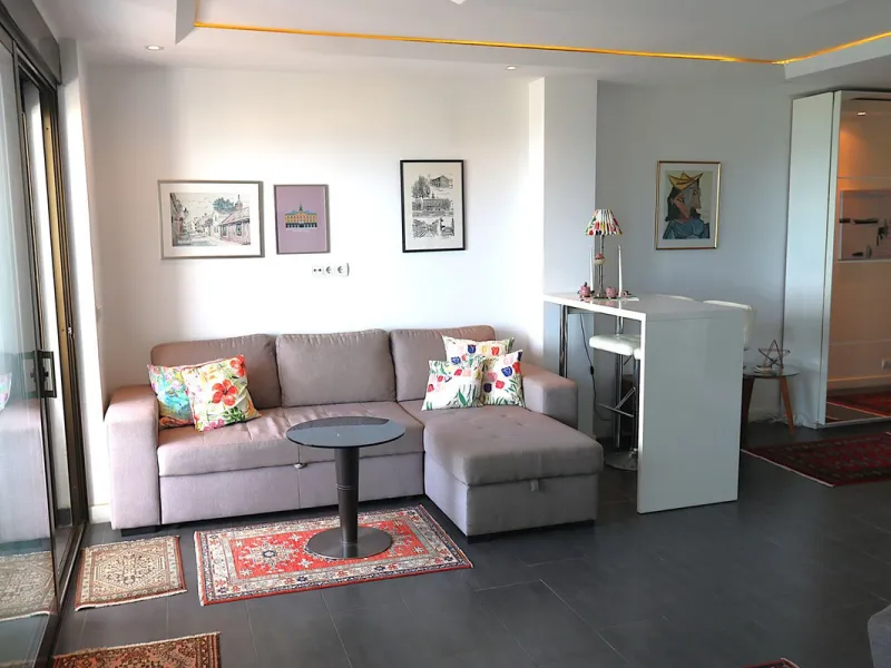 Apartment - Middle Floor Apartment в продаже в Fuengirola, Málaga. В доме 3 спален и 2 ванных комнат. Площадь дома 90 м²
