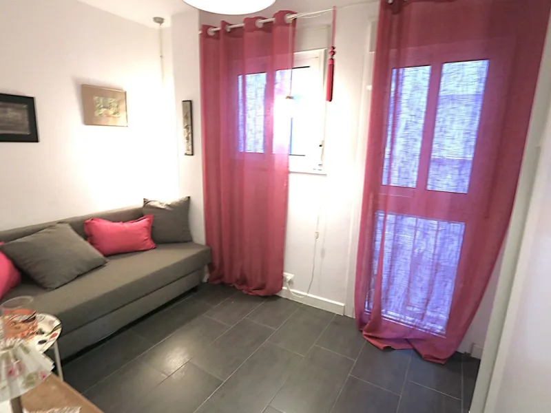 Apartment - Middle Floor Apartment в продаже в Fuengirola, Málaga. В доме 3 спален и 2 ванных комнат. Площадь дома 90 м²