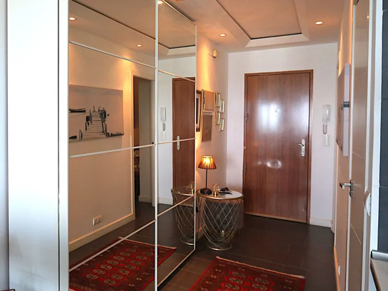 Apartment - Middle Floor Apartment в продаже в Fuengirola, Málaga. В доме 3 спален и 2 ванных комнат. Площадь дома 90 м²
