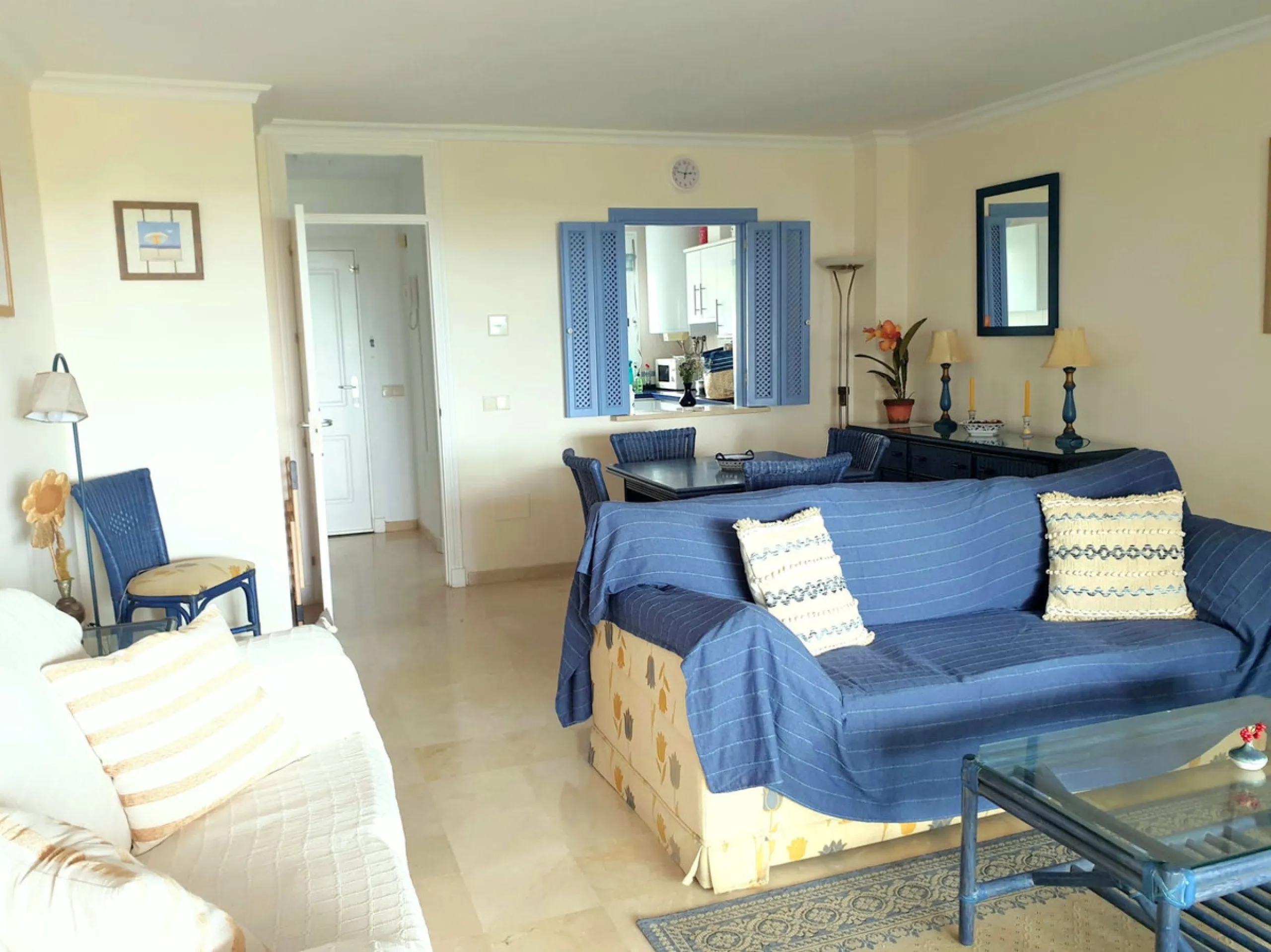 House - Semi-Detached House в продаже в Casares, Málaga. В доме 2 спален и 3 ванных комнат. Площадь дома 155 м²