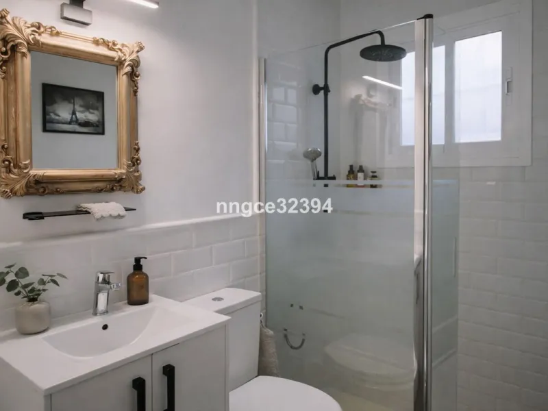 Tourist-licensed apartment located just steps from the iconic Hard Rock Hotel Marbella and only 900 m (a 10–15-minute walk or 3-minute drive) from the world-renowned marina of Puerto Banús.