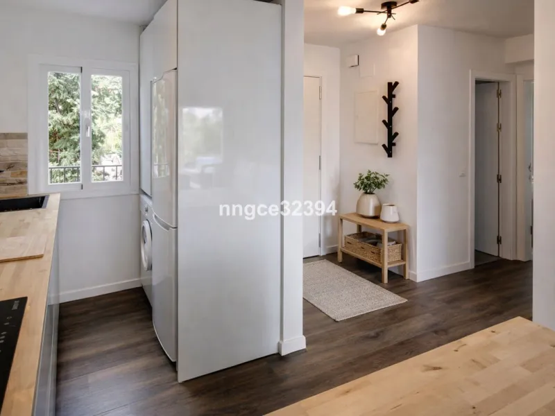 Tourist-licensed apartment located just steps from the iconic Hard Rock Hotel Marbella and only 900 m (a 10–15-minute walk or 3-minute drive) from the world-renowned marina of Puerto Banús.