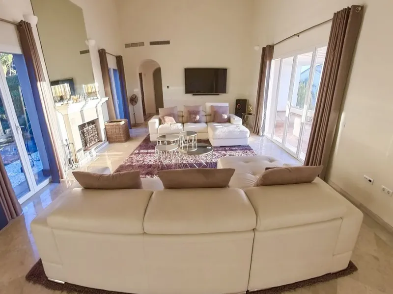 Detached Villa in Sierra Blanca Country Club