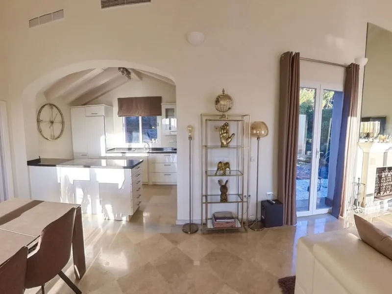 Detached Villa in Sierra Blanca Country Club