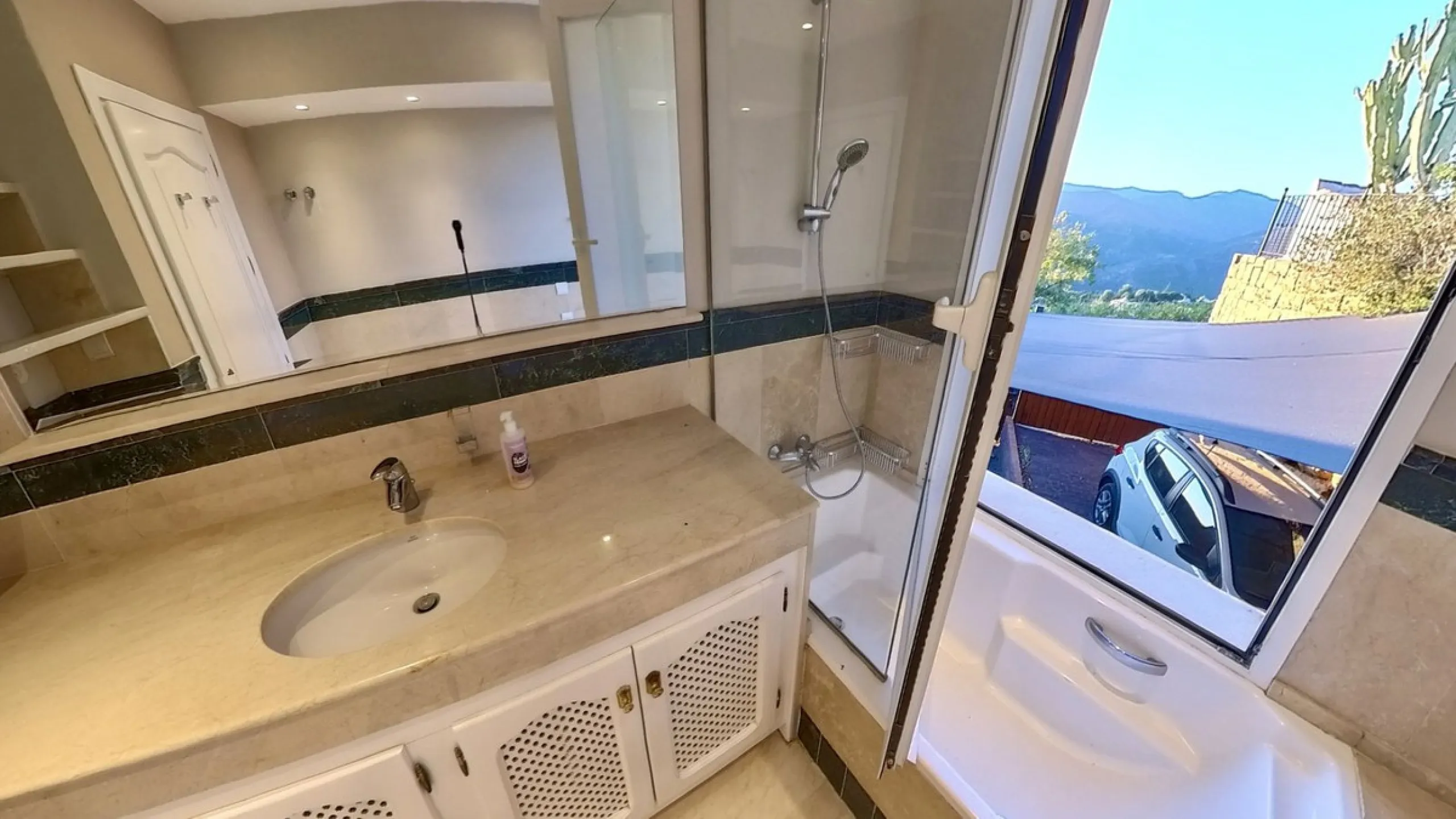 Detached Villa in Sierra Blanca Country Club