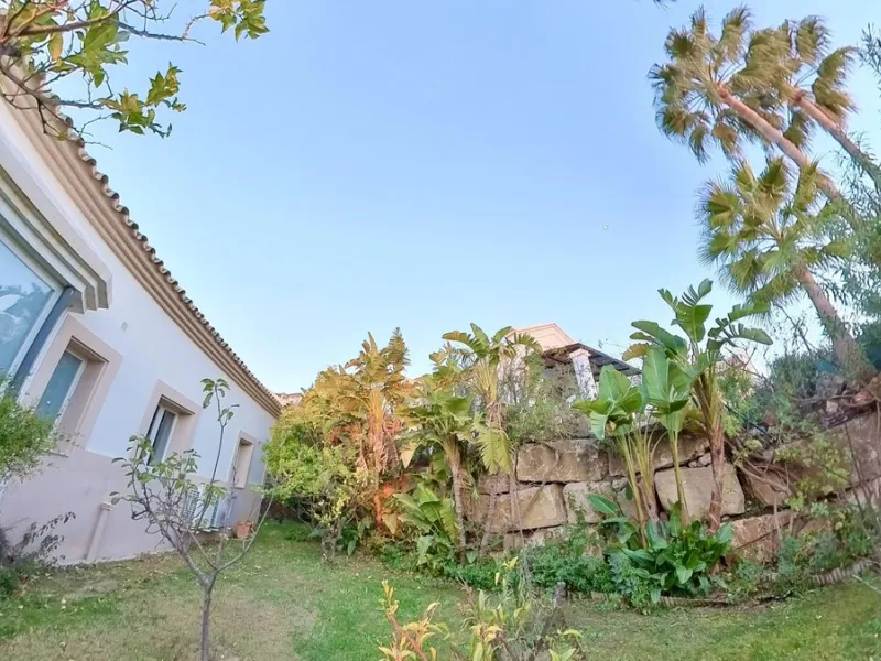 Detached Villa in Sierra Blanca Country Club