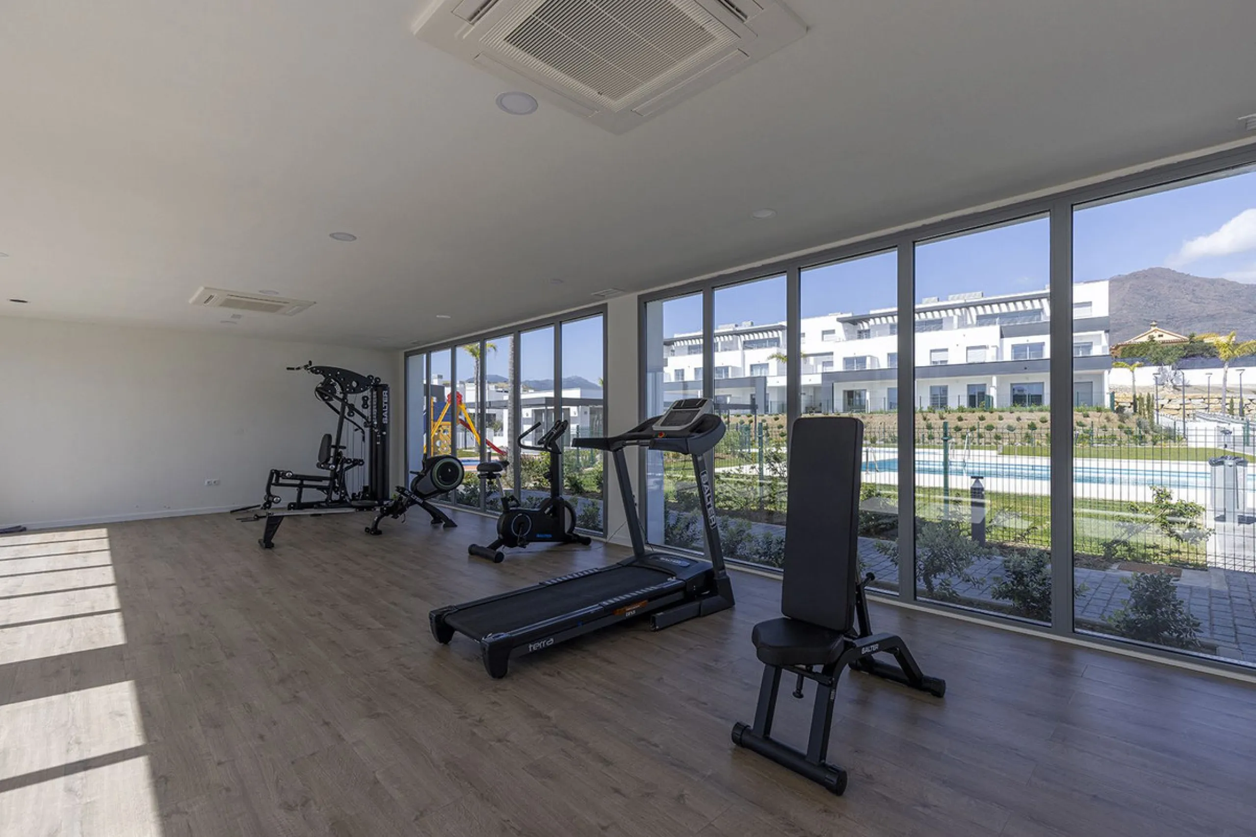 VALLE ROMANO BRAND NEW GARDEN APARTMENT - This recently handed over two bedroom garden apartment located in Habitat Valle Romano with private garden and terrace with master en-suite shower room, bedroom two, guest shower room, open plan living / dining an