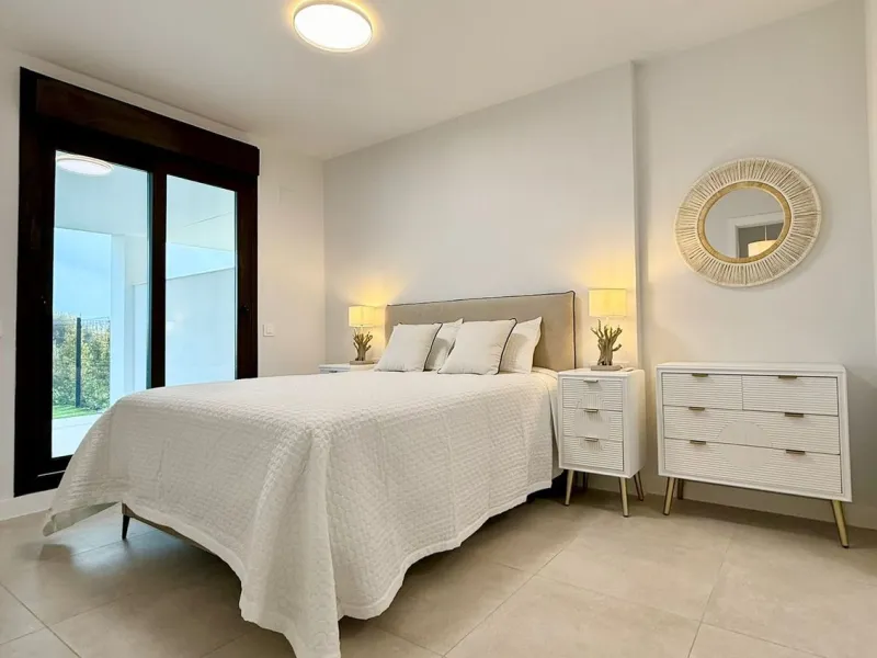 Apartment - Ground Floor Apartment в продаже в Estepona, Málaga. В доме 1 спален и 1 ванных комнат. Площадь дома 72 м². Площадь участка 27 м²