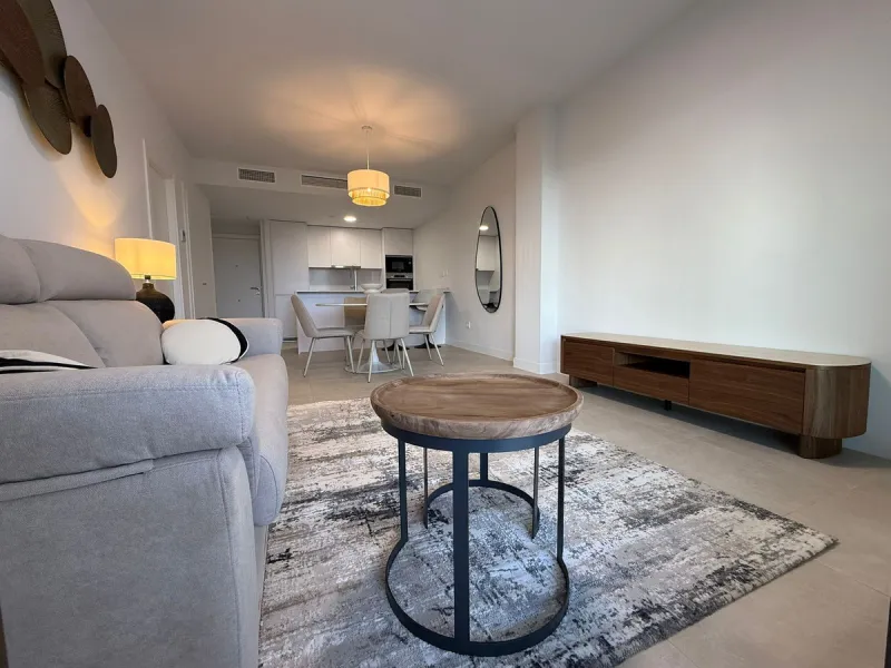 Apartment - Ground Floor Apartment в продаже в Estepona, Málaga. В доме 1 спален и 1 ванных комнат. Площадь дома 72 м². Площадь участка 27 м²