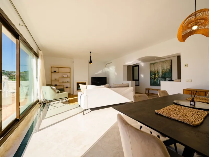 Luxury Penthouse with Tourist License & Exceptional 147 sqm Terrace in Exclusive Albatross, Casares Costa
