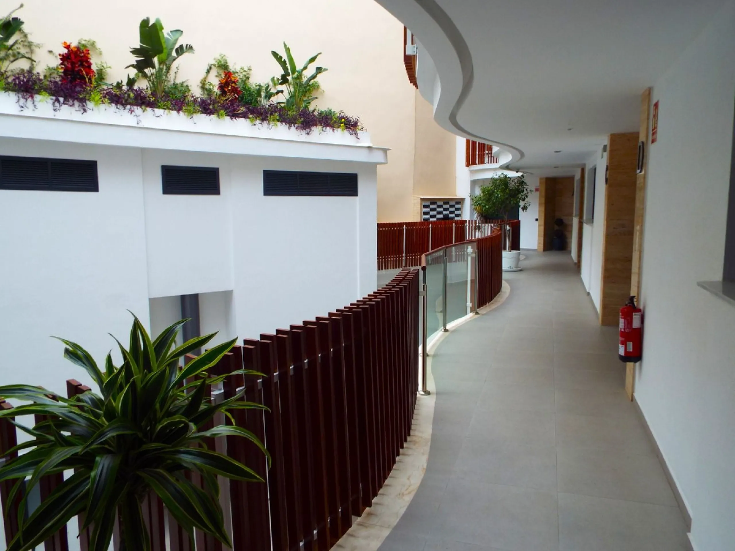 Beautiful and charming apartment for sale in the centre of Estepona, located just a few metres from the iconic La Rada beach, in one of the most sought-after and privileged areas of the town.