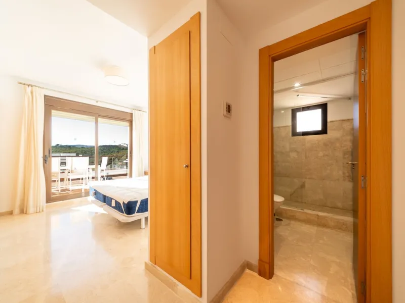 Luxury Penthouse with Tourist License & Exceptional 147 sqm Terrace in Exclusive Albatross, Casares Costa