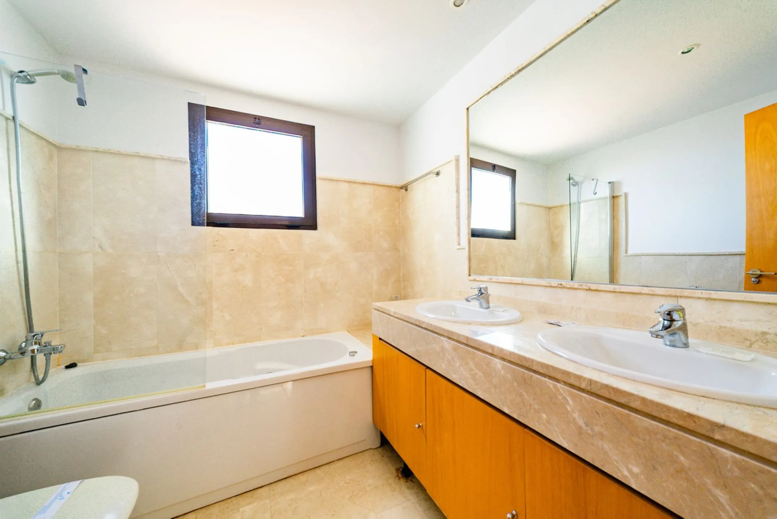 Luxury Penthouse with Tourist License & Exceptional 147 sqm Terrace in Exclusive Albatross, Casares Costa