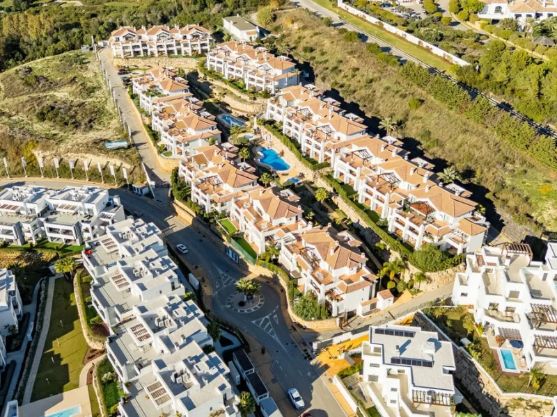 Luxury Penthouse with Tourist License & Exceptional 147 sqm Terrace in Exclusive Albatross, Casares Costa
