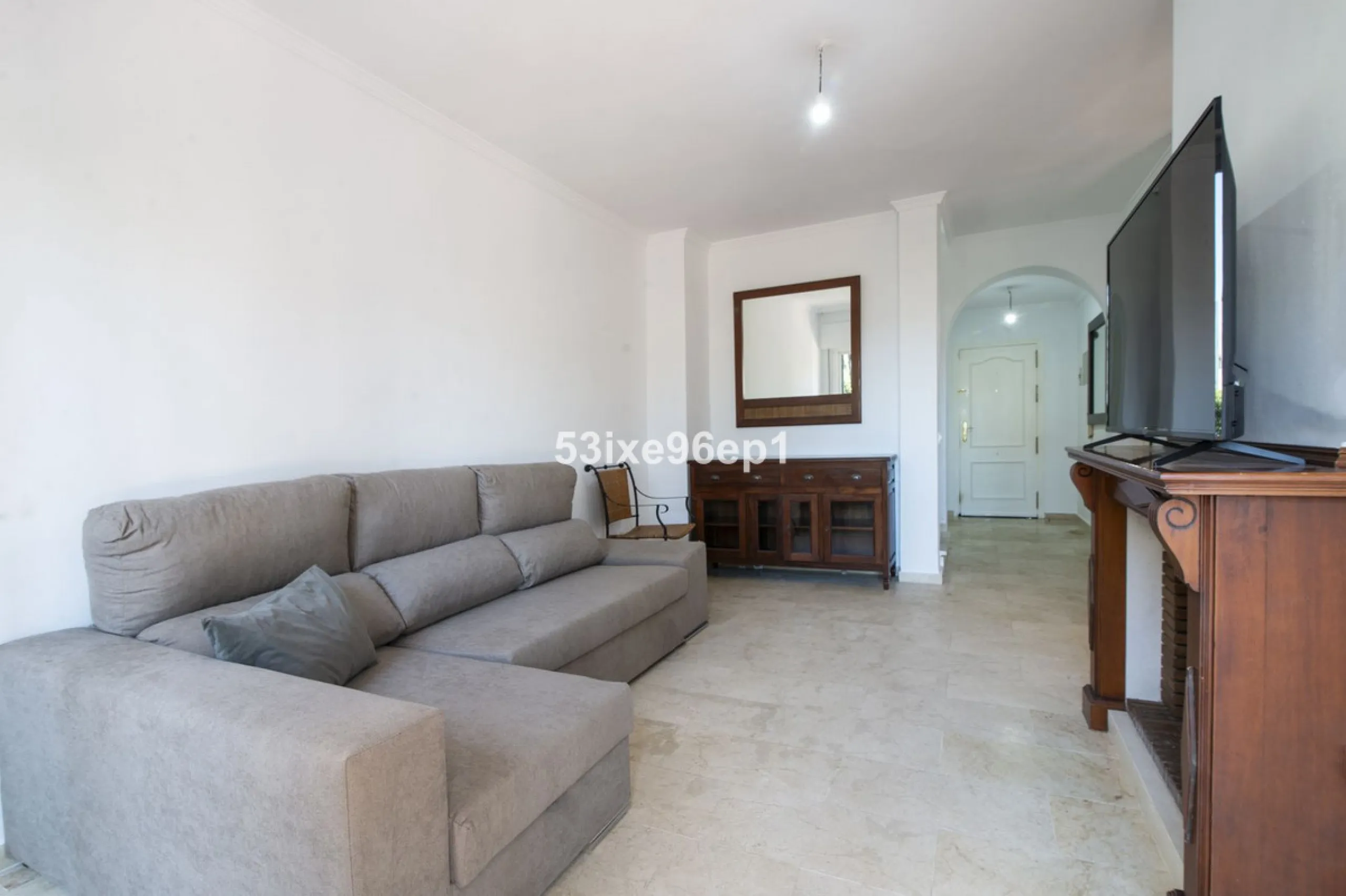 Spacious Semi-Detached Home in El Padrón, Estepona
