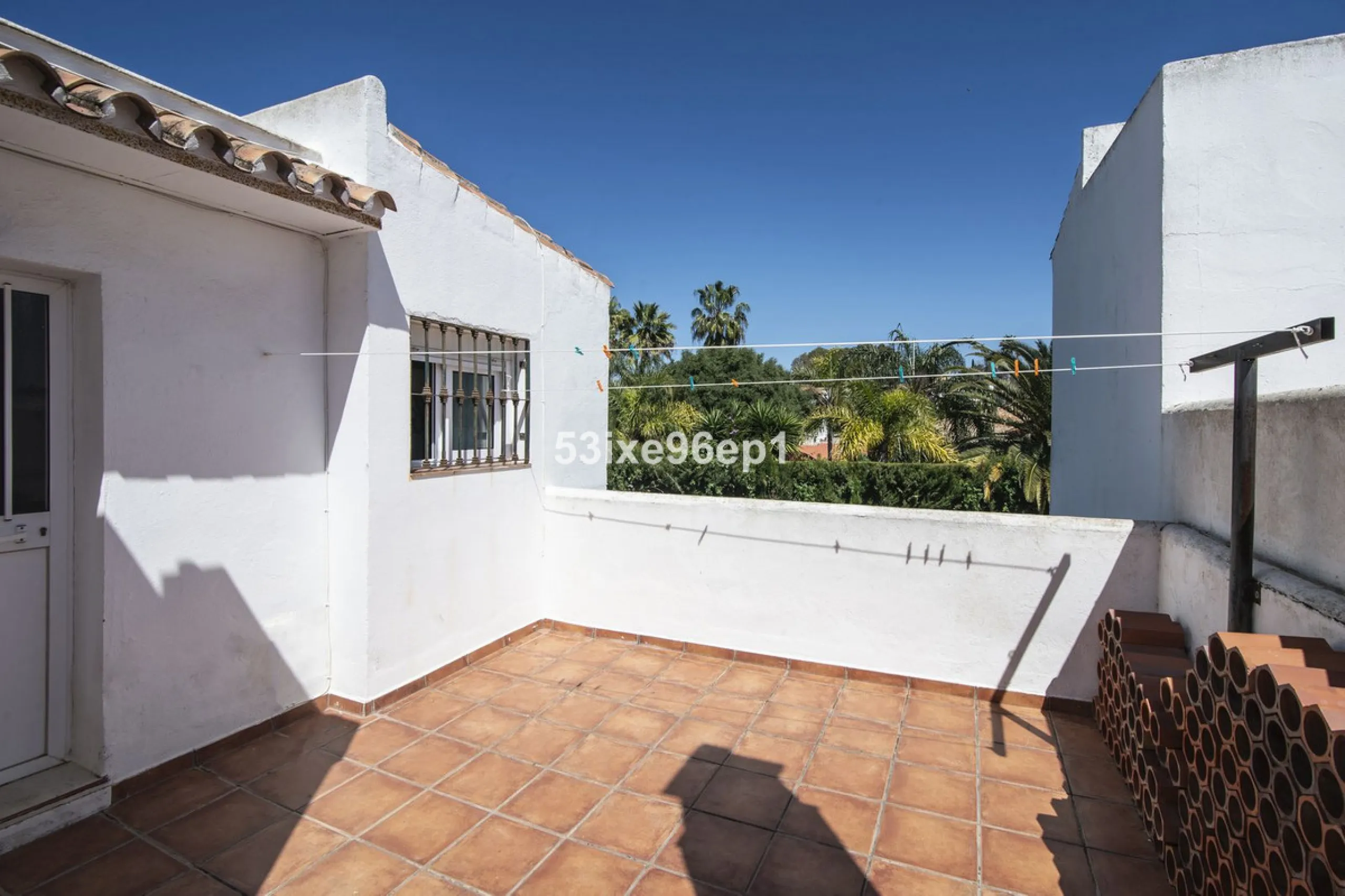 Spacious Semi-Detached Home in El Padrón, Estepona