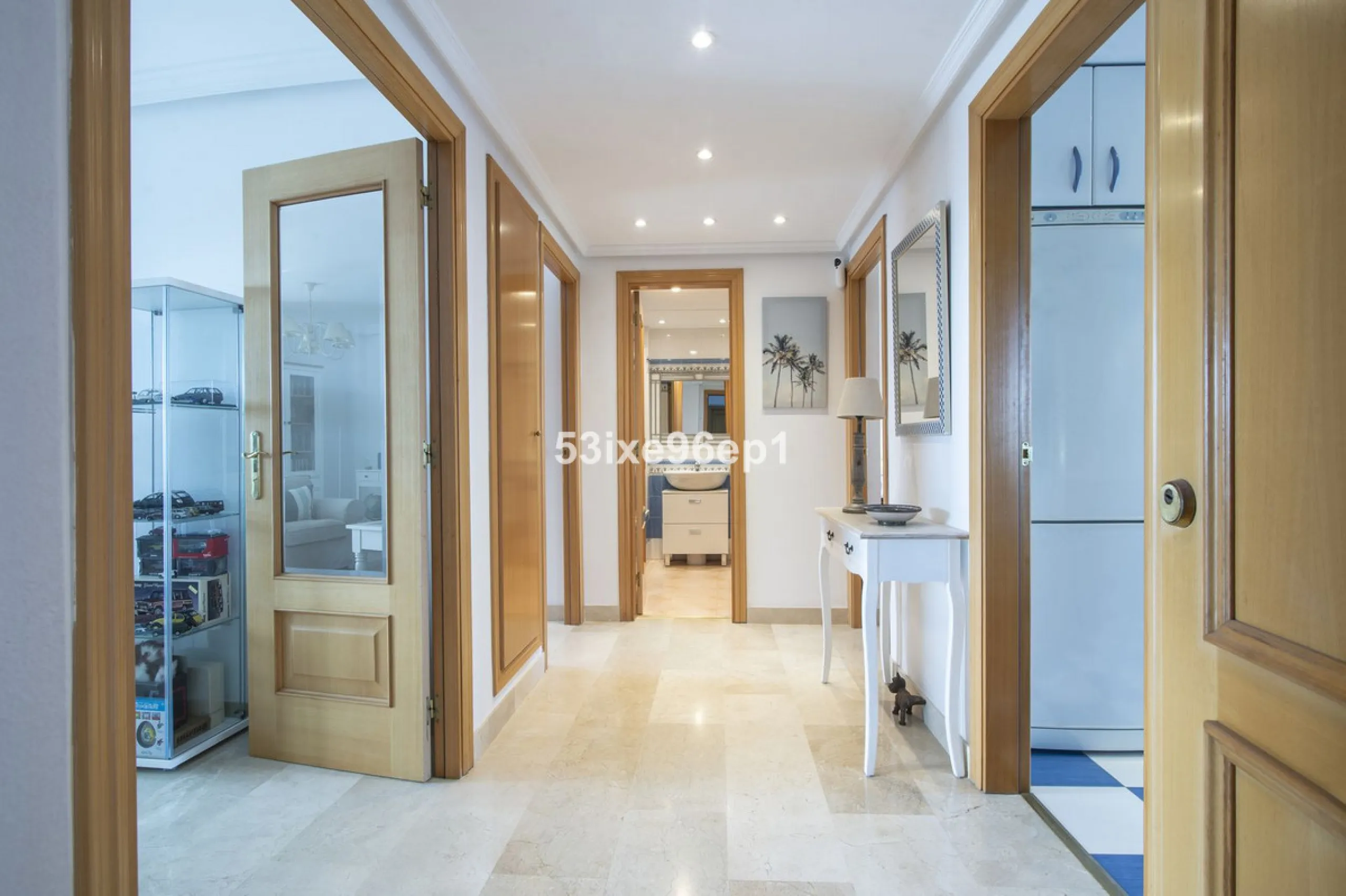 Middle Floor Apartment, Selwo, Costa del Sol.