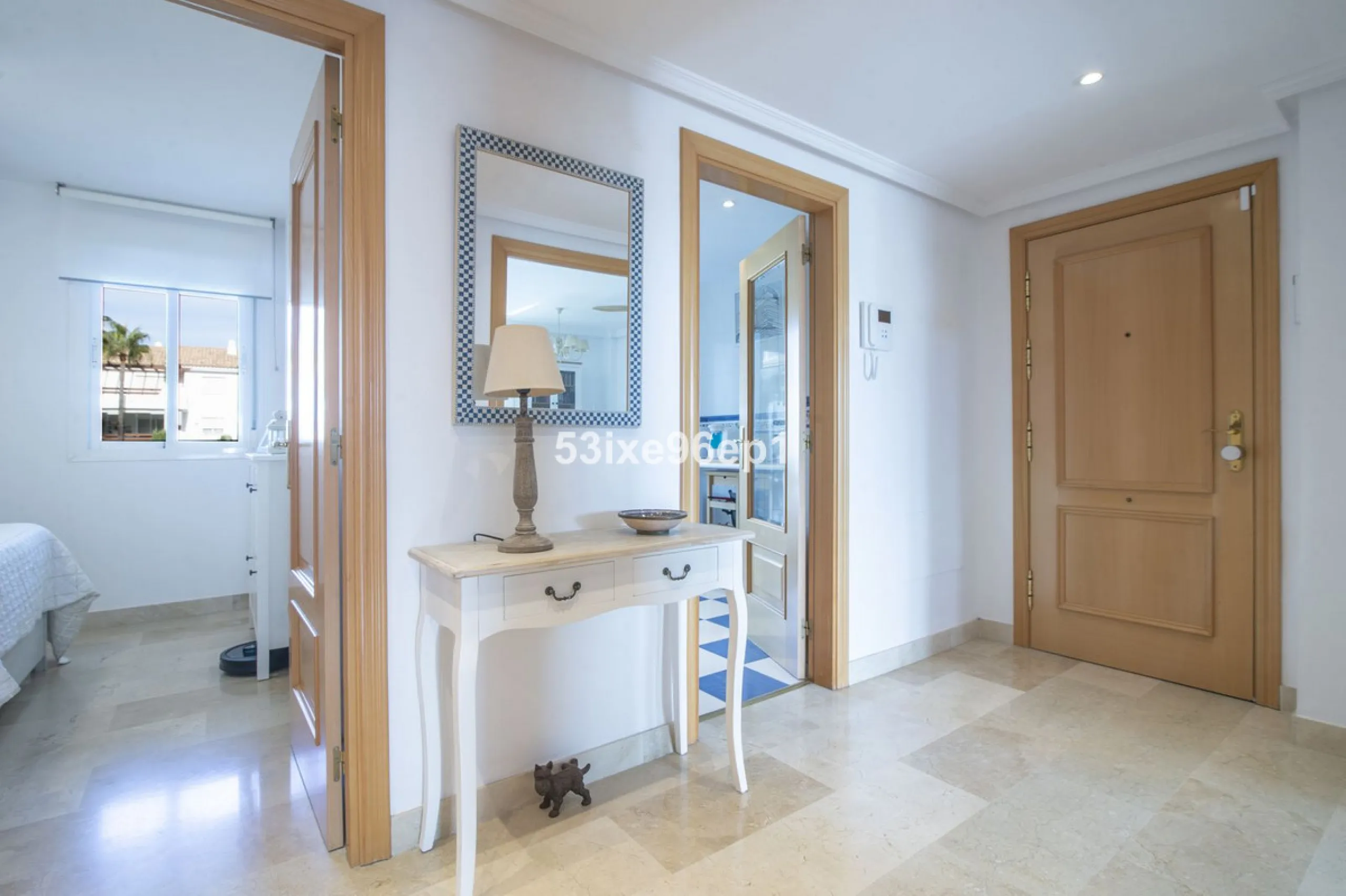 Middle Floor Apartment, Selwo, Costa del Sol.