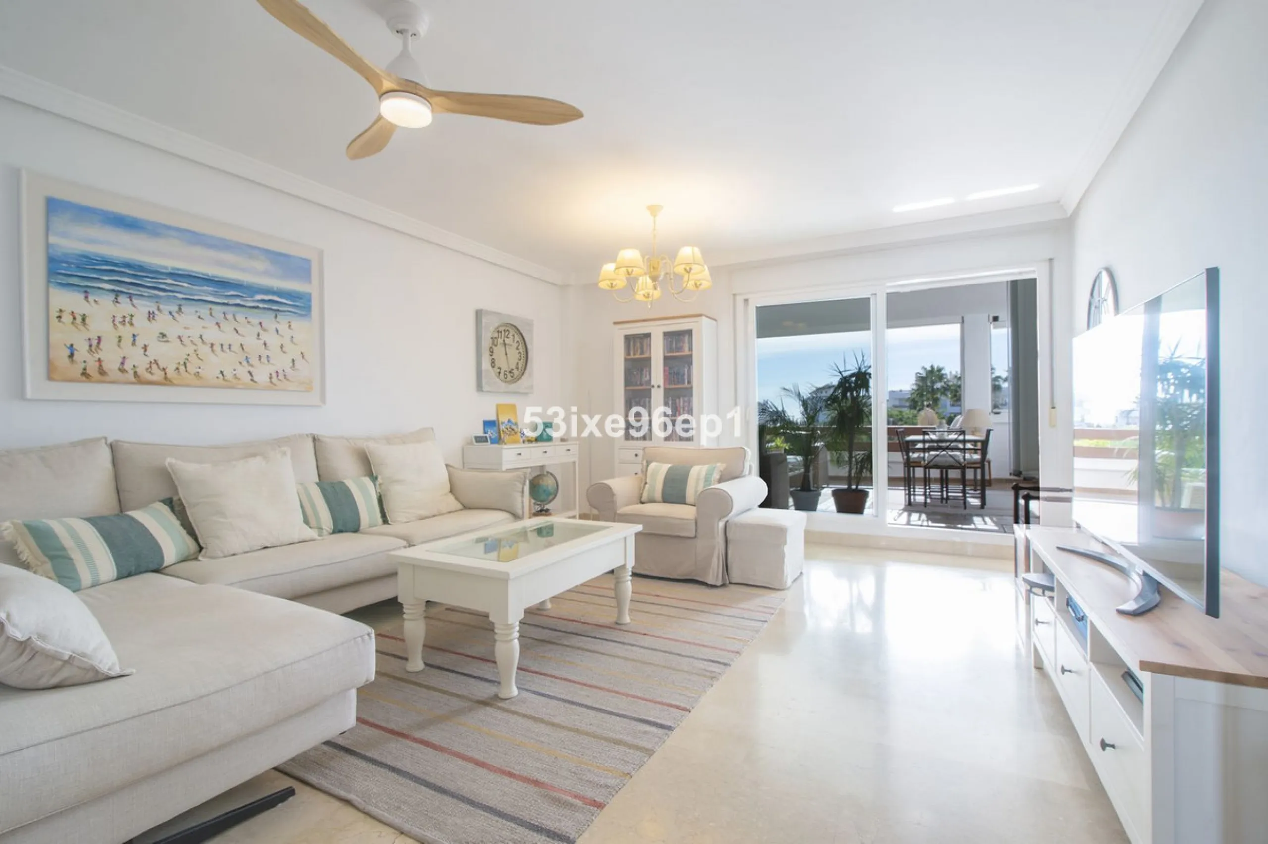 Middle Floor Apartment, Selwo, Costa del Sol.