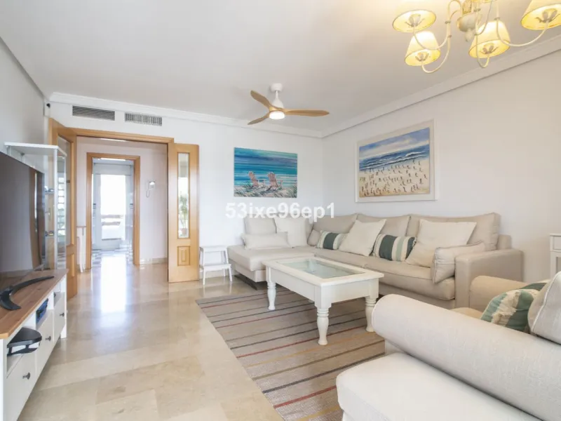 Middle Floor Apartment, Selwo, Costa del Sol.
