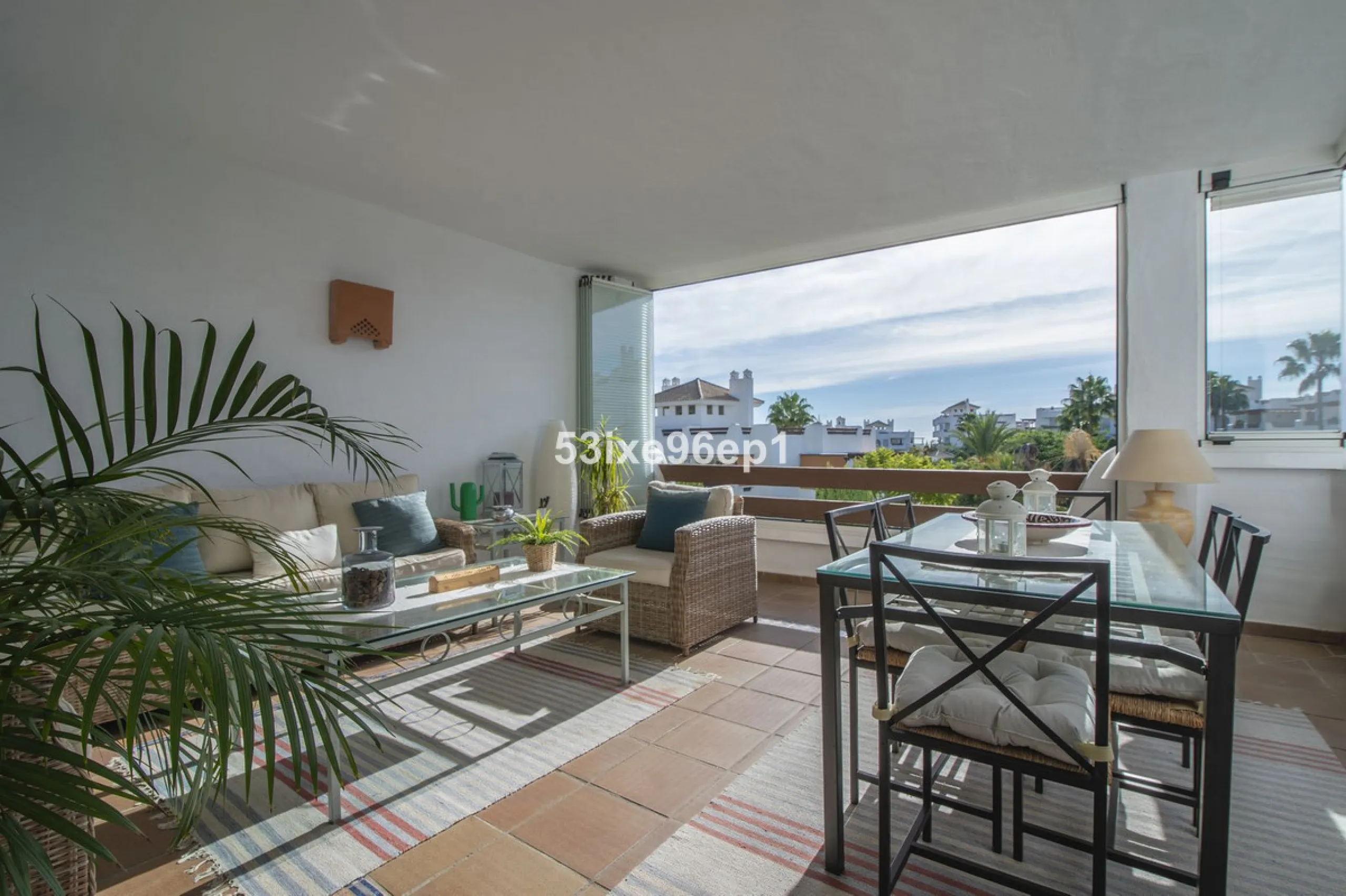 Middle Floor Apartment, Selwo, Costa del Sol.