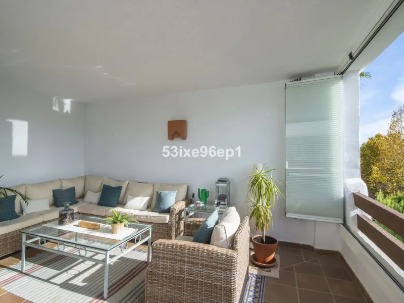 Middle Floor Apartment, Selwo, Costa del Sol.