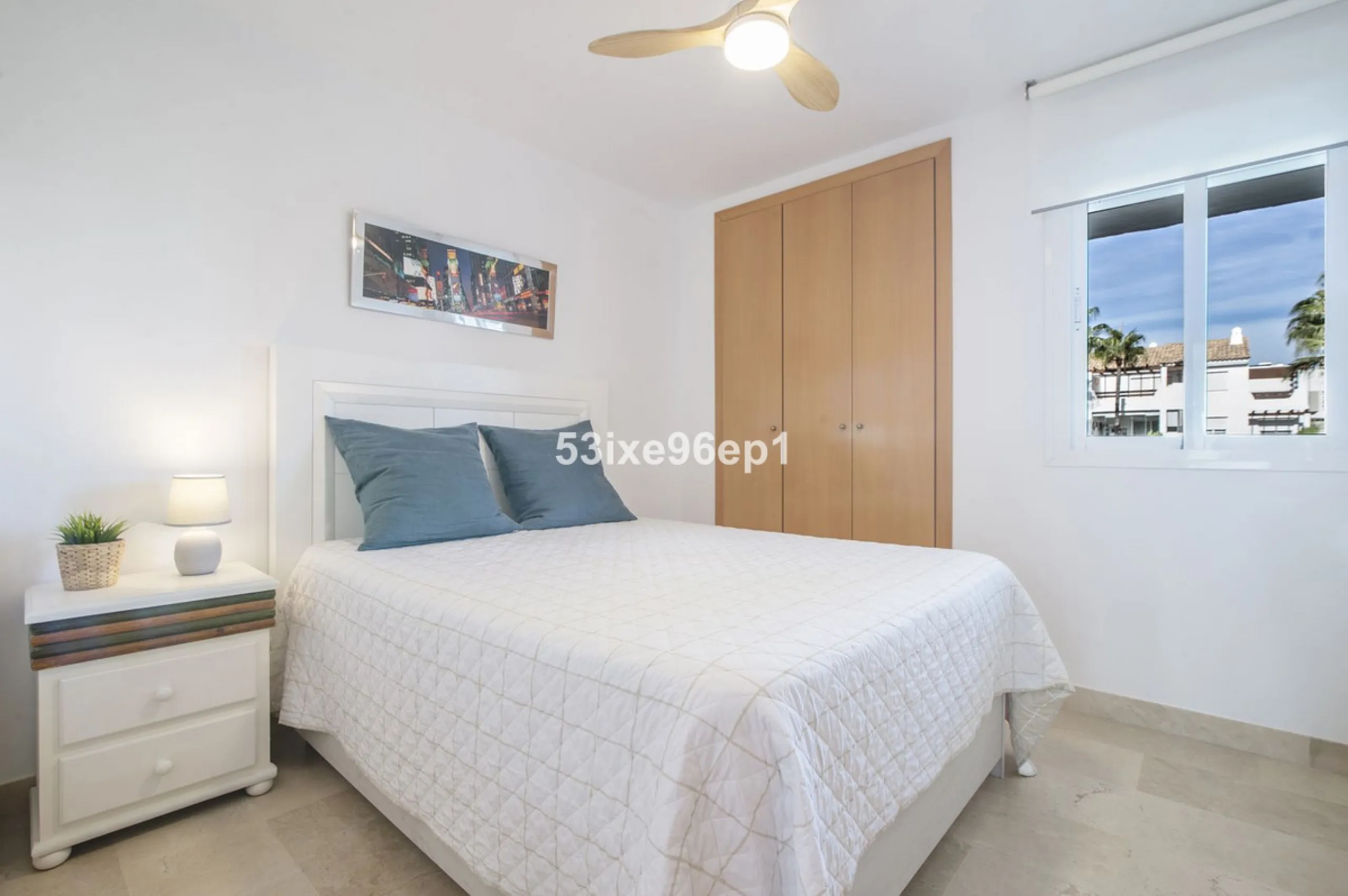 Middle Floor Apartment, Selwo, Costa del Sol.